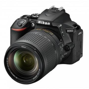 Фотоапарат Nikon D5600 + AF-P 18-140