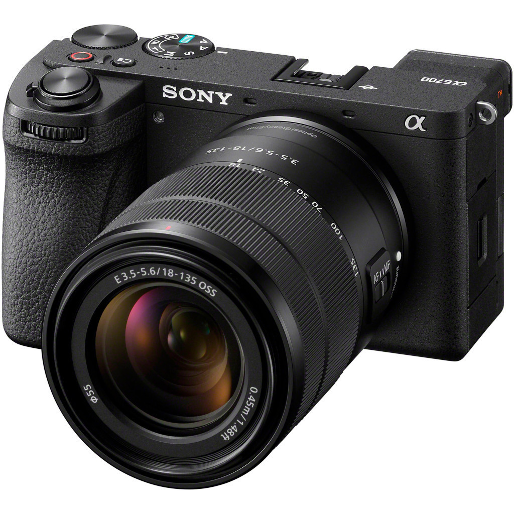 Фотоаппарат Sony Alpha 6700 kit 18-135 Black (ILCE6700MB.CEC)