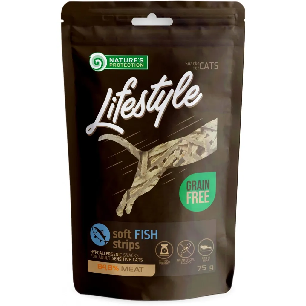 Лакомство для кошек Nature's Protection Lifestyle Snack For Cats Soft Fish Strips 75 г (SNK46154)