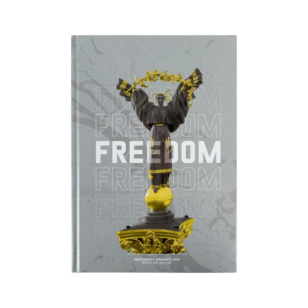 Записна книга Axent Freedom А4, 96 аркушів, клітинка, cіра (8422-550-A)