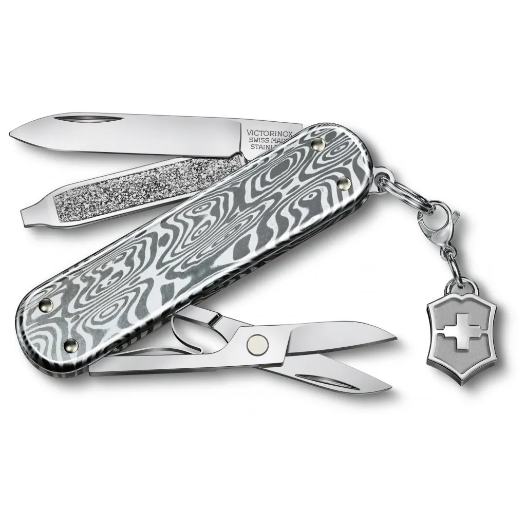  Victorinox Classic SD Brilliant Damast + брелок-лого (0.6221.34)